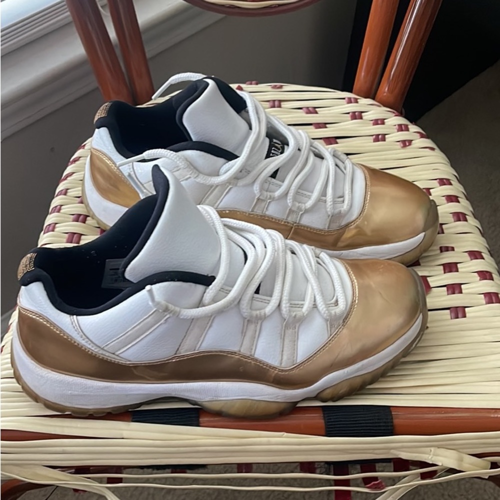Retro Air Jordan 11 Closing Ceremony - Picture 3 of 5